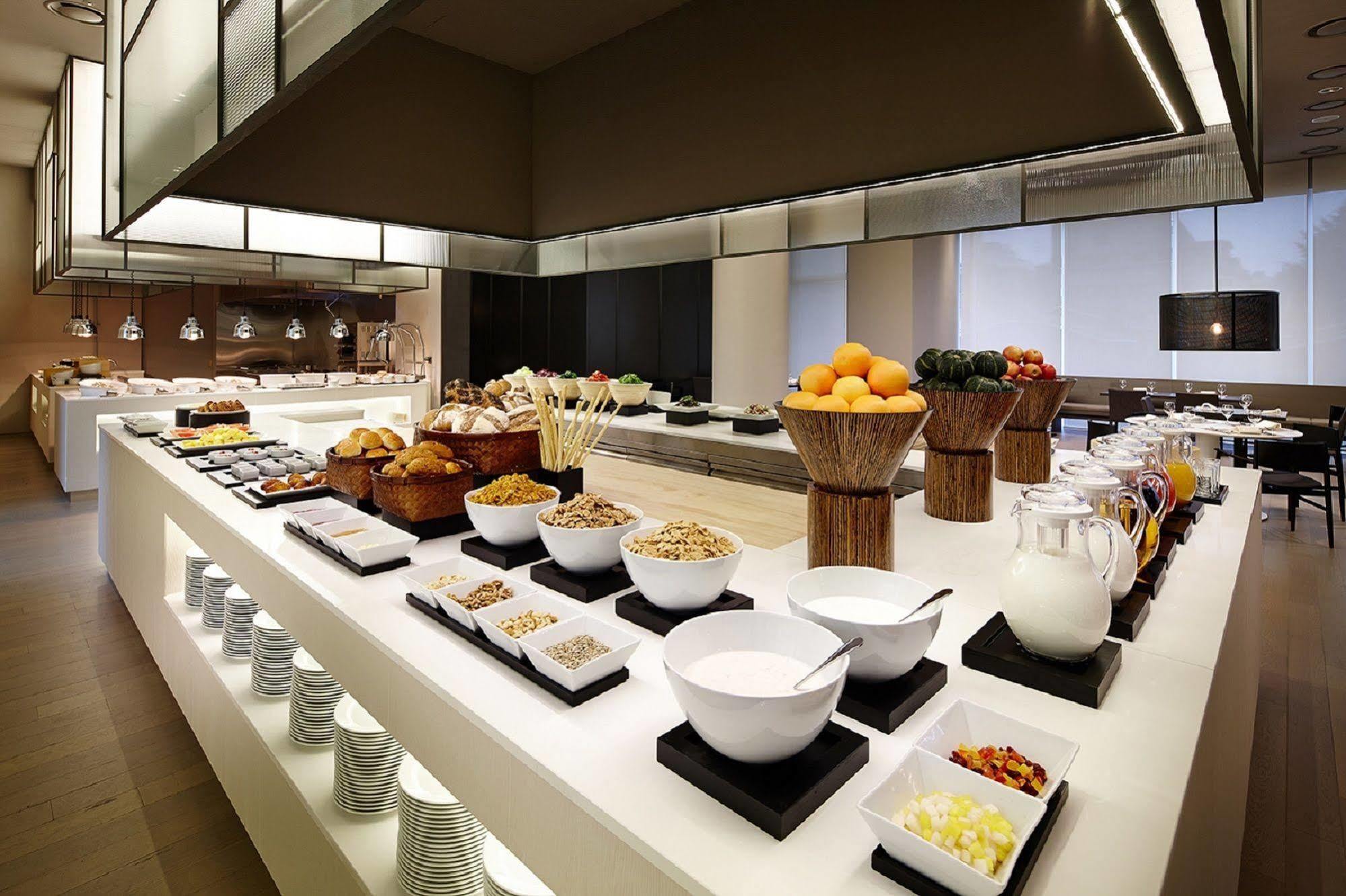 Hotel Shilla Gwanghwamun Myeongdong