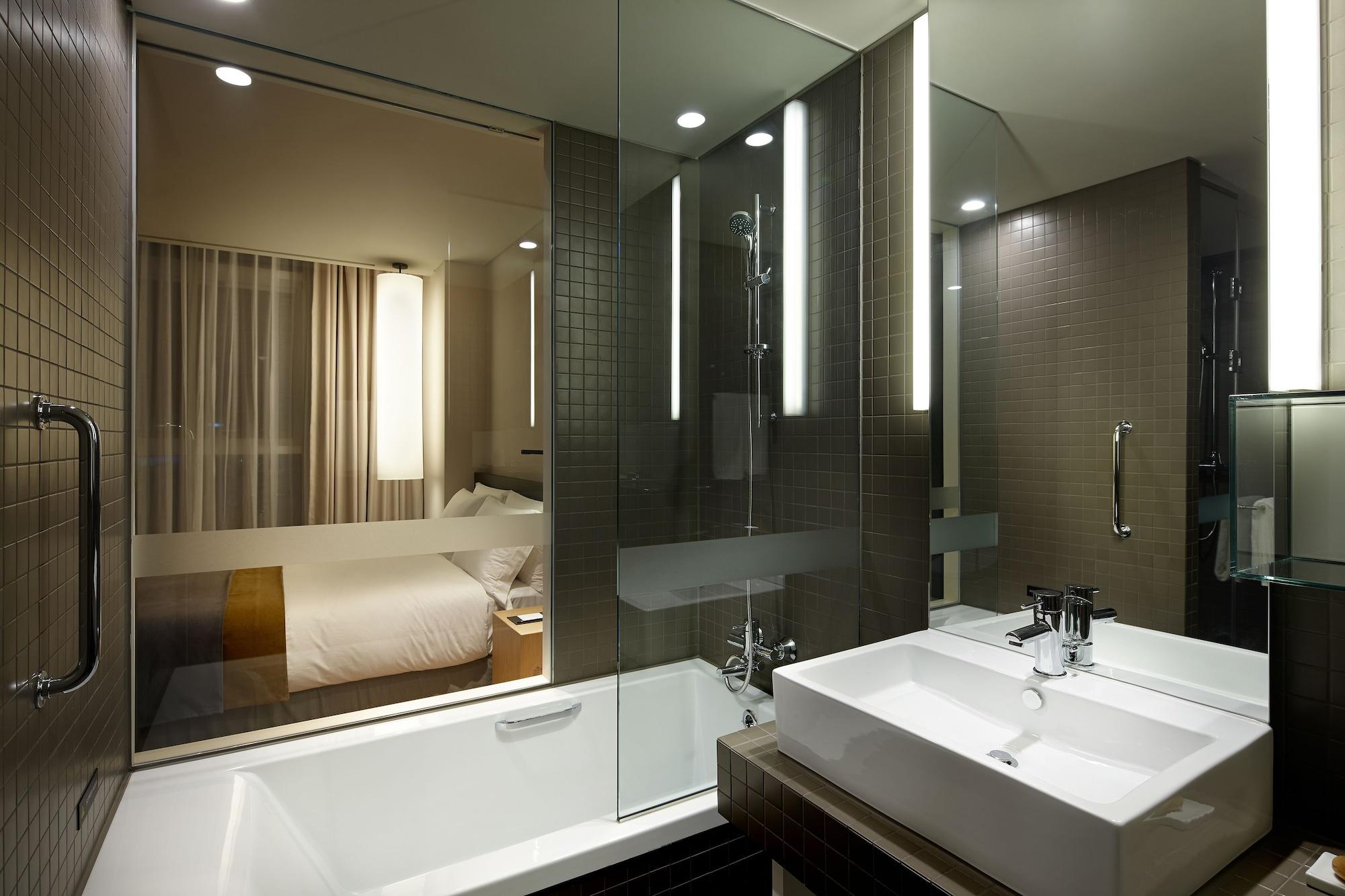 Shilla Gwanghwamun Myeongdong 4* Seoul