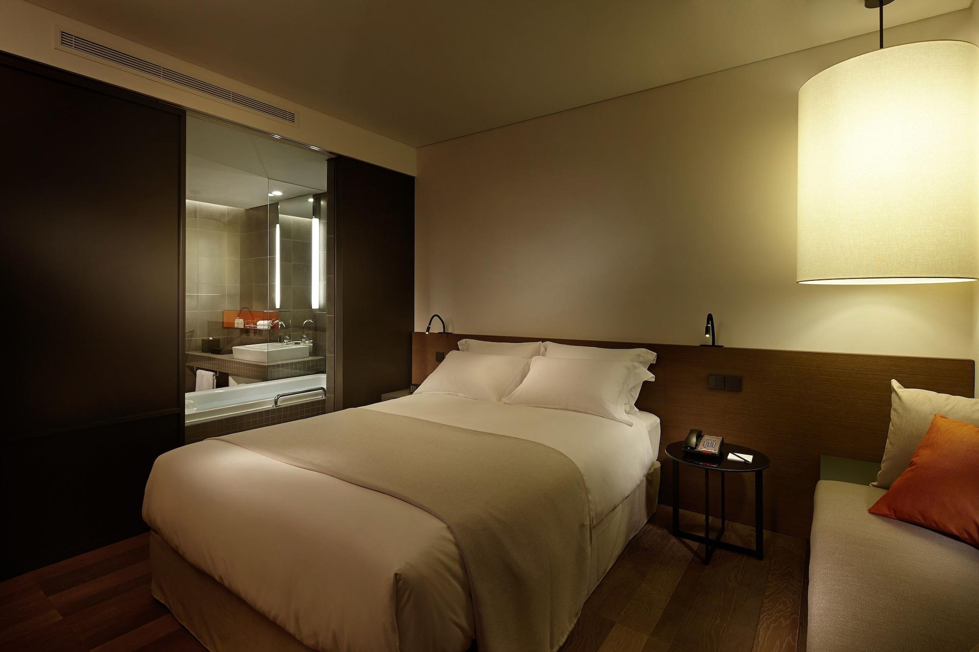 Shilla Gwanghwamun Myeongdong Hotel 4*